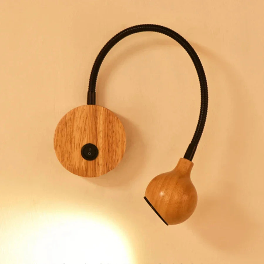 Moderne LED-Wandlampen aus Holz