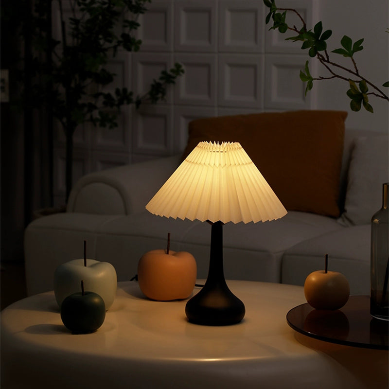 PleatGlow - Nordische Lampe