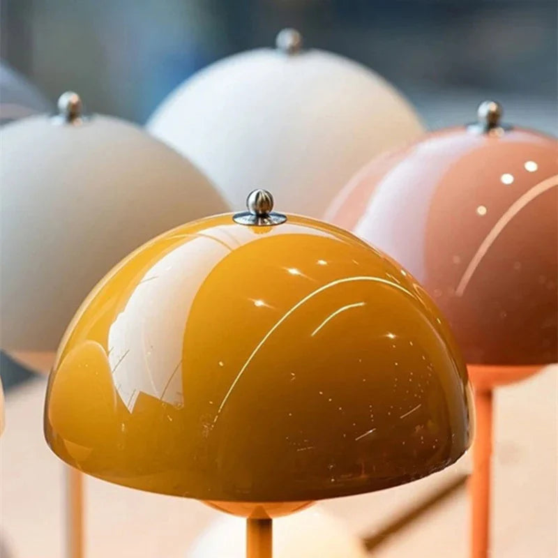 DanishMeadow - Pilzförmige Macaron-Tischlampe